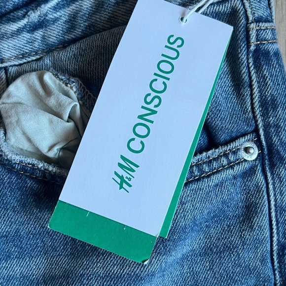 H&M Denim *New with Tags* - Picture 2 of 4